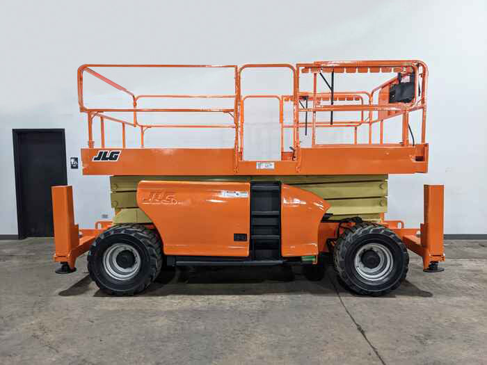 2013 JLG 3394RT SCISSOR LIFT ROUGH TERRAIN 33' REACH DIESEL