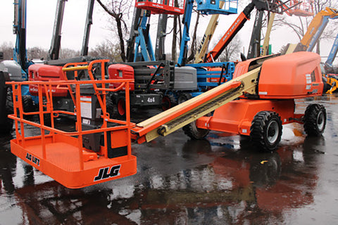 2017 JLG 400S