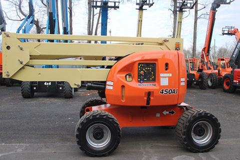 2017 JLG 450AJ