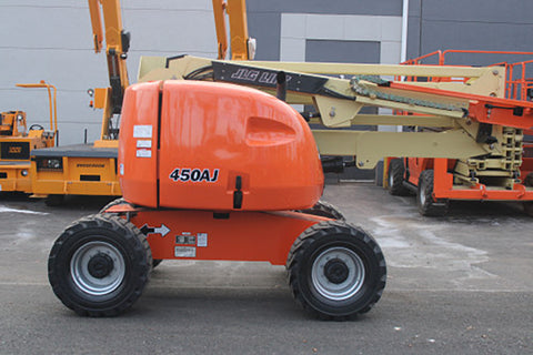 2017 JLG 450AJ
