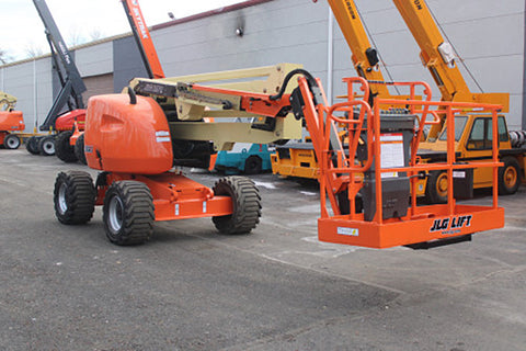 2017 JLG 450AJ