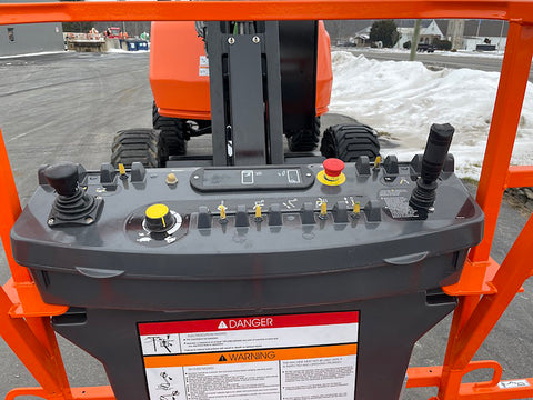 2015 JLG 450AJ