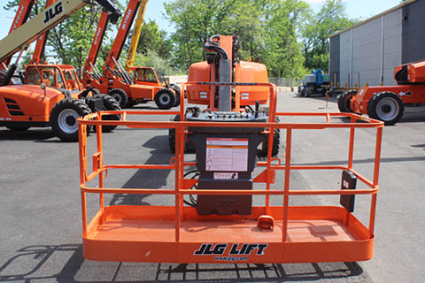 2018 JLG 660SJ