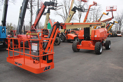 2016 JLG 800AJ