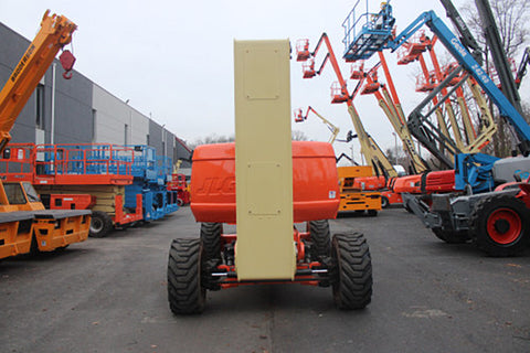 2016 JLG 800AJ