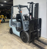 2005 NISSAN MPL01A20LV 4000 LB LP GAS FORKLIFT PNEUMATIC 84/130" 2 STAGE MAST 10284 HOURS STOCK # BF9101929-ARB - United Lift LLC