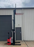 2016 RAYMOND RSS40 4000 LB ELECTRIC FORKLIFT WALKIE STACKER CUSHION 72/150" 3 STAGE MAST SIDE SHIFTER 800 HOURS STOCK # BF9125169-ARB - United Lift LLC