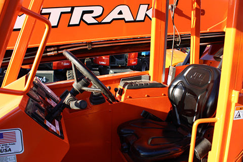 2019 SkyTrak 10054 Picture 10 2019 SkyTrak 10054-10