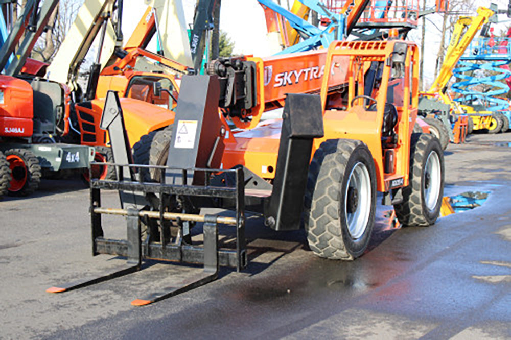 2019 SKYTRAK 10054 10000 LB DIESEL TELESCOPIC FORKLIFT TELEHANDLER ...