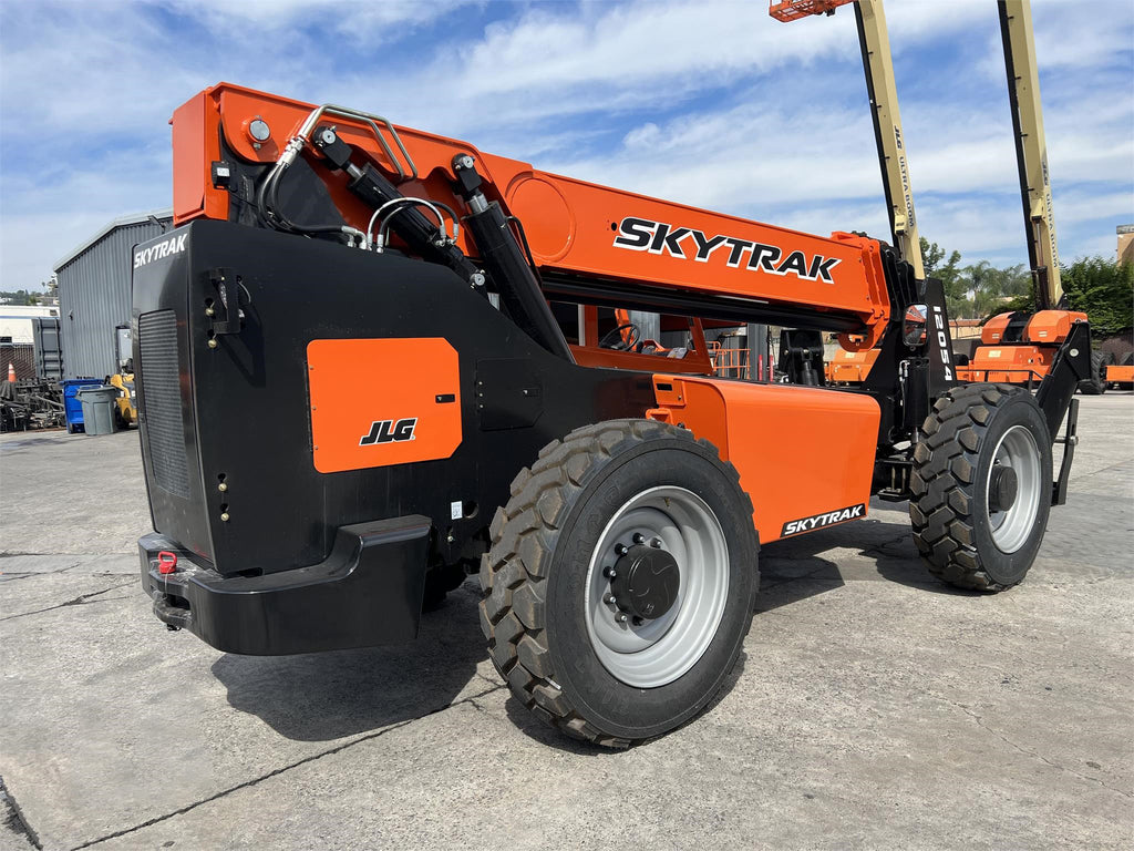 2023 SKYTRAK 12054 12000 LB DIESEL TELESCOPIC FORKLIFT TELEHANDLER ...