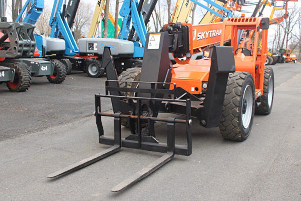 2019 SKYTRAK 10054 10000 LB DIESEL TELESCOPIC FORKLIFT TELEHANDLER ...