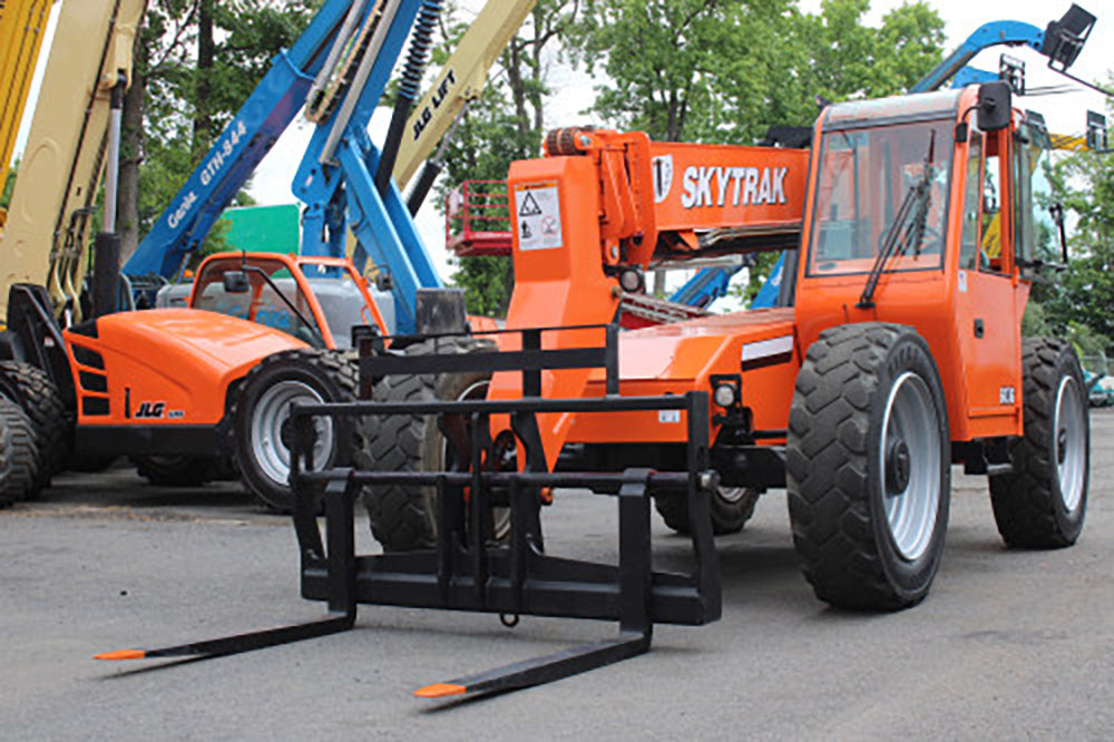 2015 SKYTRAK 6036 6000 LB DIESEL TELESCOPIC FORKLIFT TELEHANDLER ...