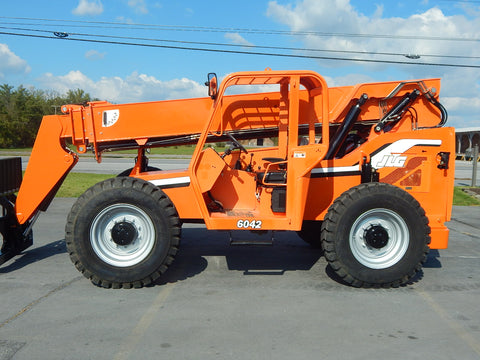 2013 SKYTRAK 6042 6000 LB DIESEL TELESCOPIC FORKLIFT TELEHANDLER PNEUMATIC 4WD 3253 HOURS STOCK # BF9499139-PAB - United Lift Equipment LLC