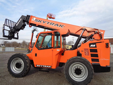 2024 SKYTRAK 8042 8000 LB DIESEL TELESCOPIC FORKLIFT TELEHANDLER PNEUMATIC 4WD ENCLOSED CAB WITH HEAT AND A/C BRAND NEW STOCK # BF91425179-HLOH - United Lift Equipment LLC