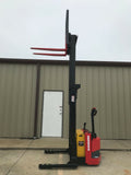 2010 RAYMOND RSS40 4000 LB ELECTRIC FORKLIFT 86/128" 2 STAGE MAST WALKIE STACKER CUSHION SIDE SHIFTER 11193 HOURS STOCK # BF967409-ARB - United Lift Used & New Forklift Telehandler Scissor Lift Boomlift