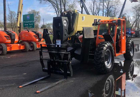 2013 JLG G12-55A