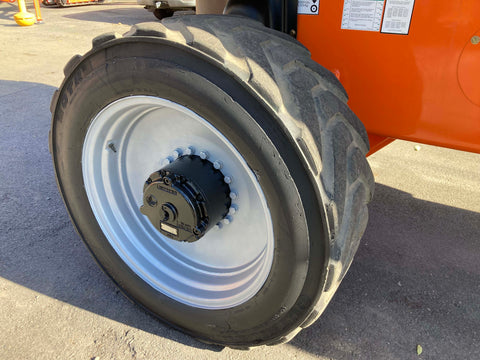 2013 JLG 1350SJP