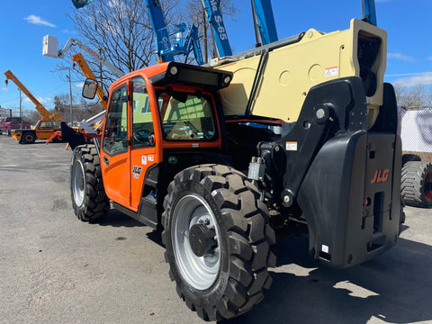 2018 JLG 1255