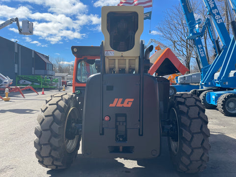 2018 JLG 1255
