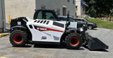 2021 BOBCAT V519 5500 LB DIESEL TELESCOPIC FORKLIFT TELEHANDLER PNEUMATIC ENCLOSED CAB 4WD SEVERE DUTY FORKS AND BUCKET 32 HOURS STOCK # BF9851169-FBMD - United Lift Equipment LLC