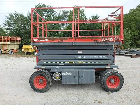  Skyjack SJ-7135RT