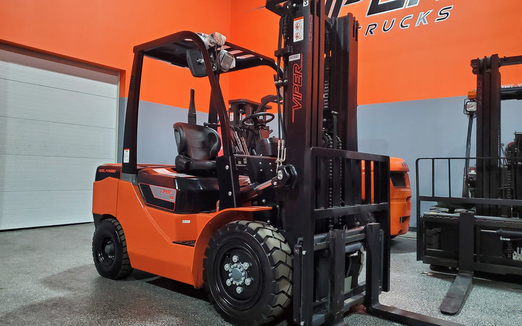 2026 VIPER FD35 8000 LB DIESEL FORKLIFT PNEUMATIC 89/189