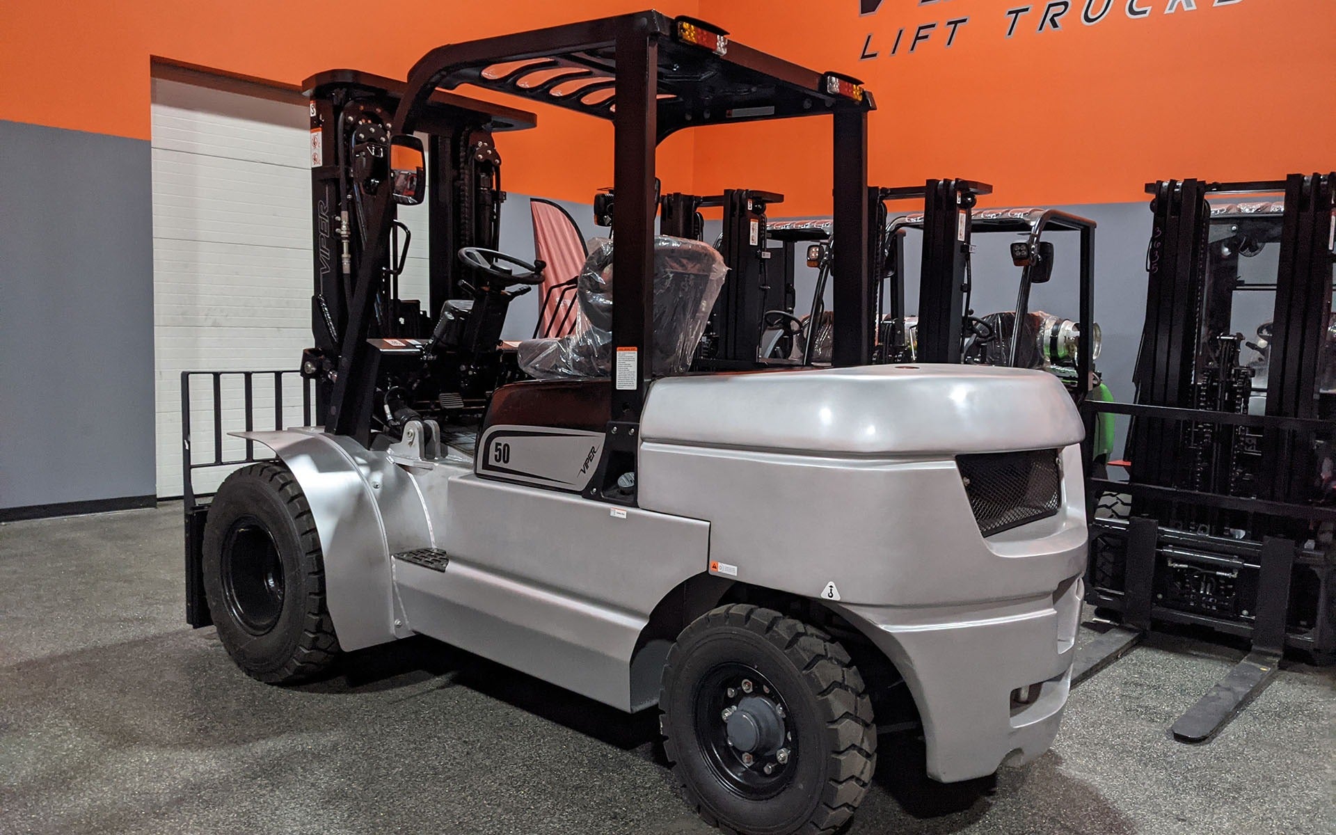 2025 VIPER FD50 11000 LB DIESEL FORKLIFT DUAL DRIVE