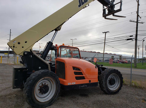 2013 JLG G9-43A