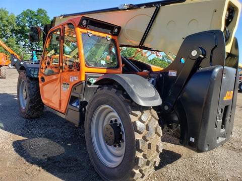 2019 JLG 1255