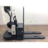 2005 CROWN PE4000-60 6000 LB ELECTRIC WALKIE/RIDER PALLET JACK 2144 HOURS STOCK # BF921999-BEMN - United Lift Used & New Forklift Telehandler Scissor Lift Boomlift