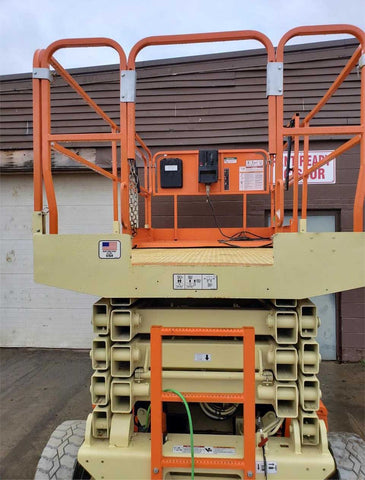 2005 JLG 3369LE