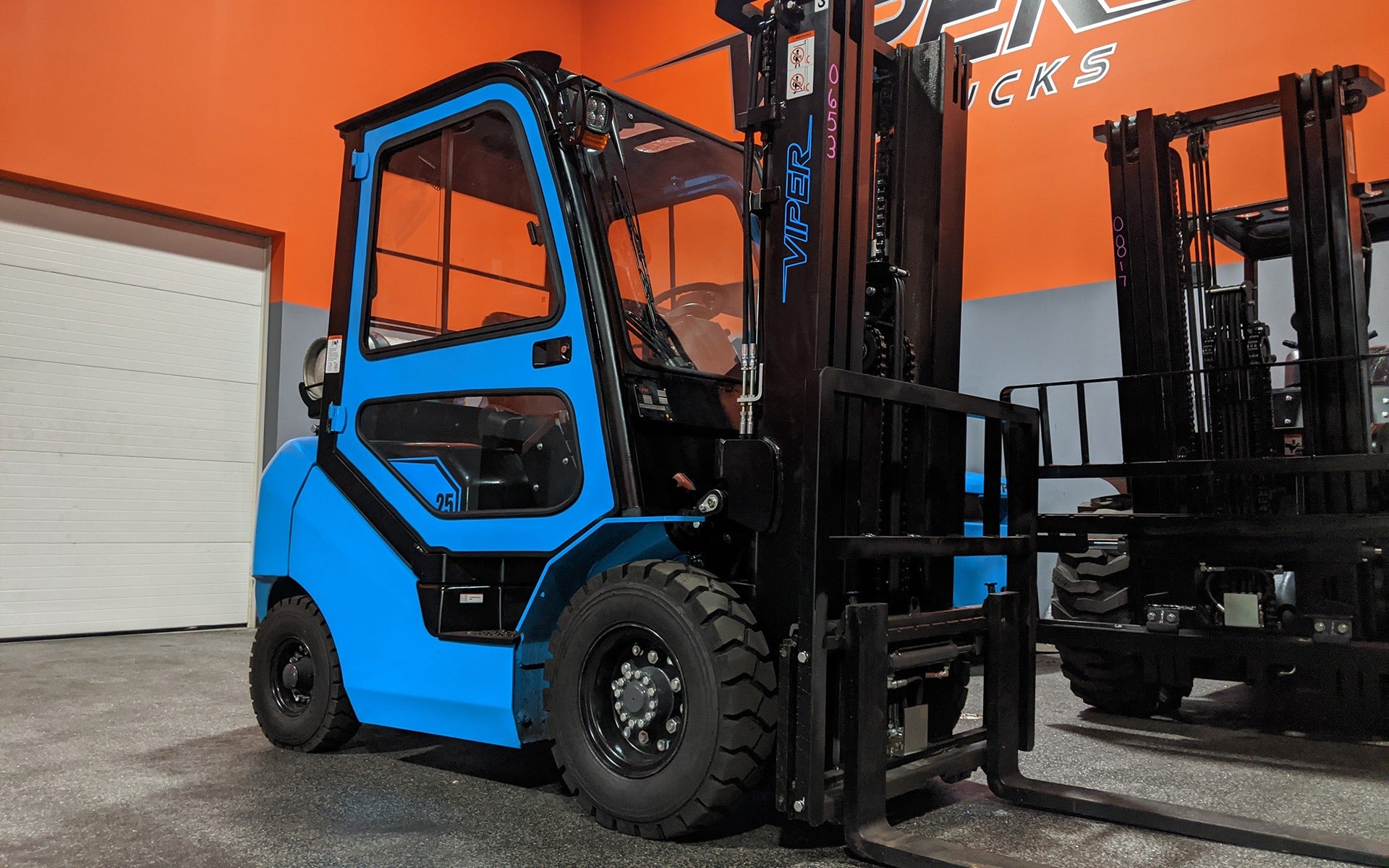 2026 VIPER FY25 5000 LB LP GAS FORKLIFT PNEUMATIC 85/189