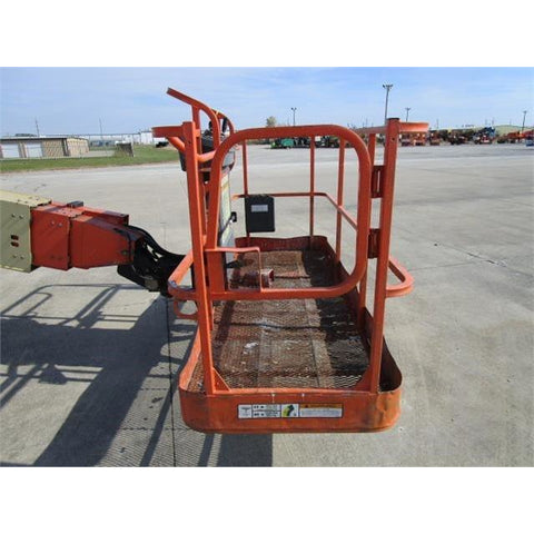 2007 JLG 800S