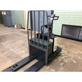 2005 CROWN PE4000-60 6000 LB ELECTRIC WALKIE/RIDER PALLET JACK 2144 HOURS STOCK # BF921999-BEMN - United Lift Used & New Forklift Telehandler Scissor Lift Boomlift