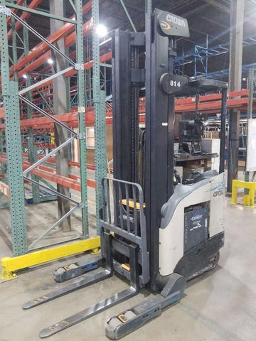 2015 CROWN RR5725-45 4500 LB 24 VOLT ELECTRIC REACH FORKLIFT 119/270 3 STAGE MAST 3930 HOURS STOCK # BF9189519-TFFIL - United Lift Used & New Forklift Telehandler Scissor Lift Boomlift