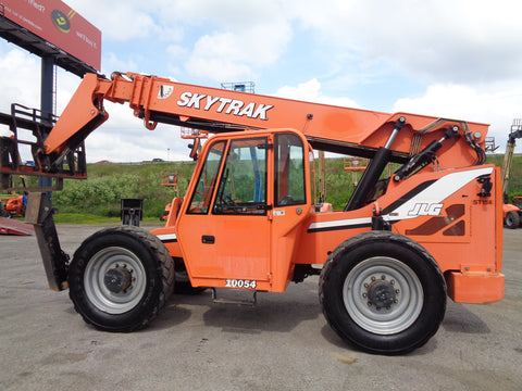 2014 SKYTRAK 10054 10000 LB DIESEL TELESCOPIC FORKLIFT TELEHANDLER PNEUMATIC 4WD 3038 HOURS STOCK # BF9595149-VAOH - United Lift Equipment LLC