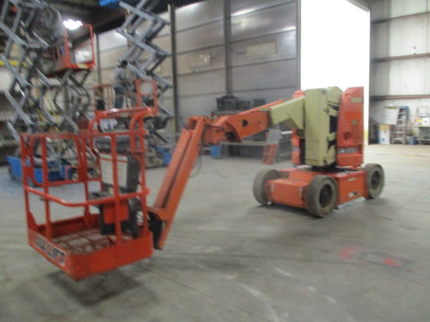 2007 JLG E300AJ