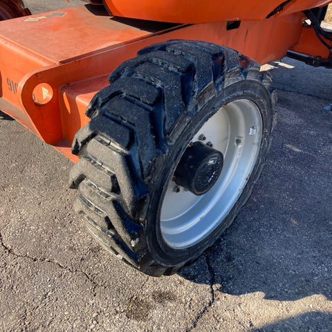 2012 JLG 600AJ
