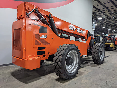 2013 SkyTrak 10054