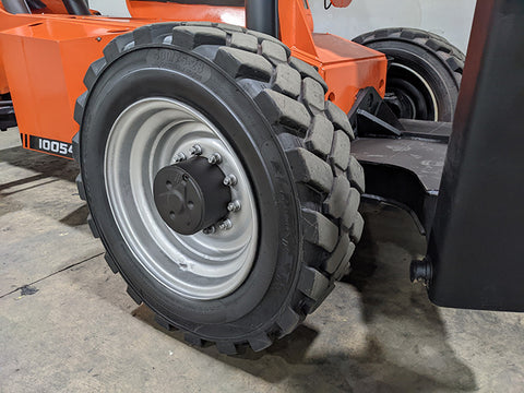 2013 SkyTrak 10054 Picture 11 2013 SkyTrak 10054-11