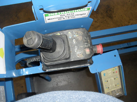 2008 Genie GS-3232