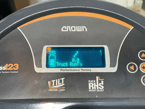 2017 Crown RR5795S-45