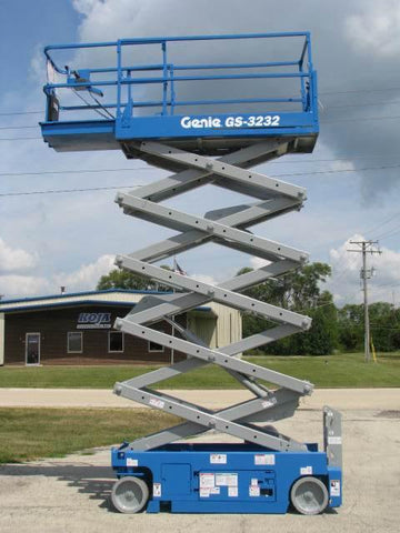 2011 Genie GS-3232