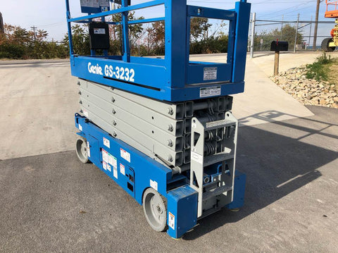 2015 Genie GS-3232