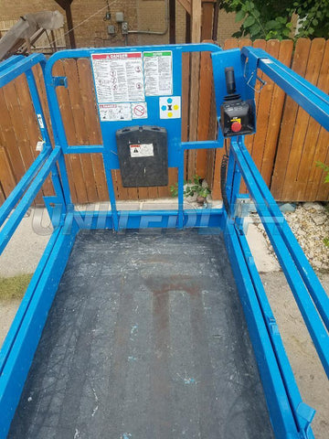 2007 Genie GS-3246