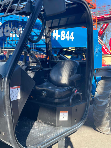 2015 Genie GTH 844
