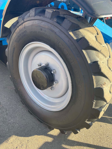 2015 Genie GTH 844