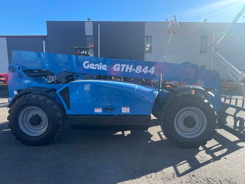 2015 Genie GTH 844