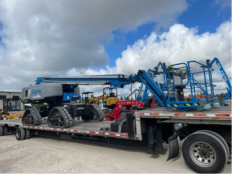 2022 Genie S-65 Trax