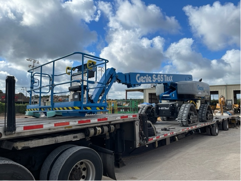2022 Genie S-65 Trax